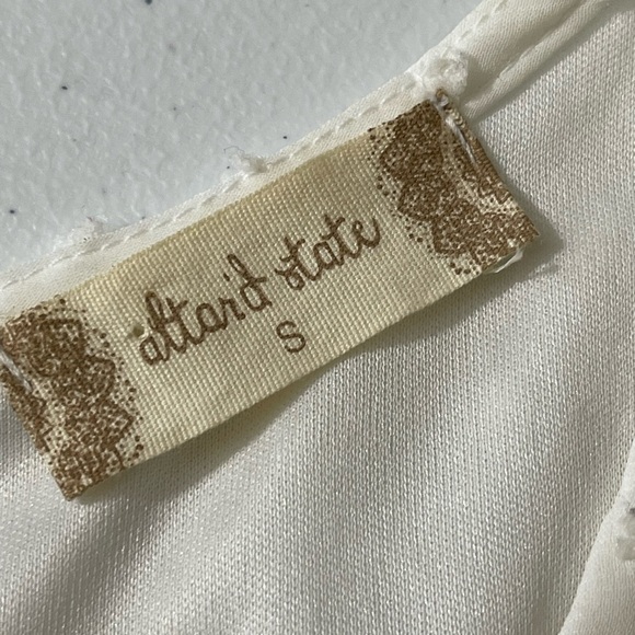 Altar’d State Romper Shorts White Lined Crocheted Trim Small - Picture 8 of 11